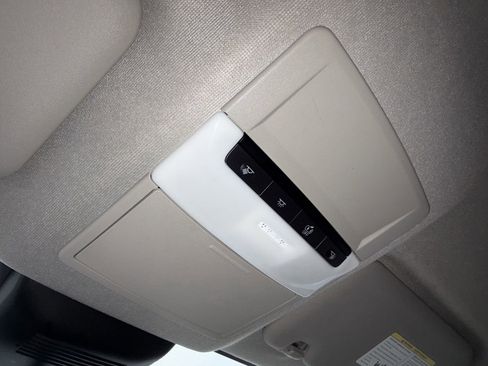 Used 2024 Nissan Sentra SV image 23