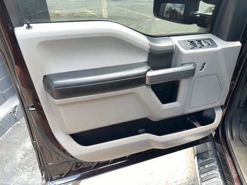 Used 2018 Ford F150 XLT w/ Max Trailer Tow Package AWD/4WD image 19