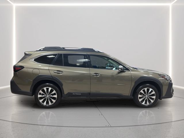 Certified 2023 Subaru Outback Touring XT AWD/4WD image 6