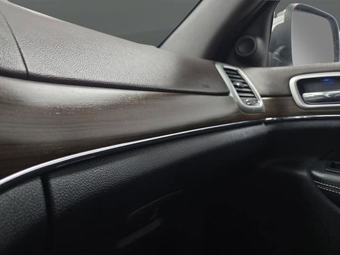 Used 2015 Jeep Grand Cherokee Overland image 29