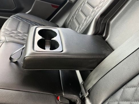 Used 2023 Ford Escape Platinum w/ Premium Technology Package AWD/4WD image 14