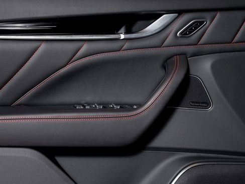 Used 2024 Maserati Levante GT Ultima image 54