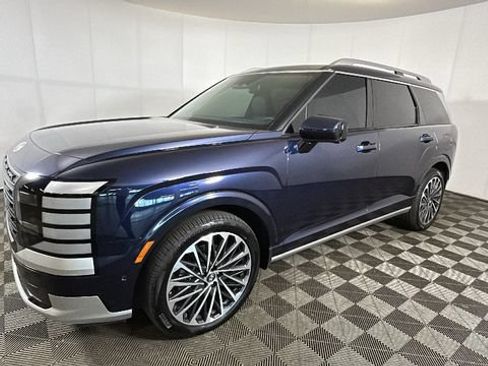 Used 2026 Hyundai Palisade Calligraphy FWD image 6