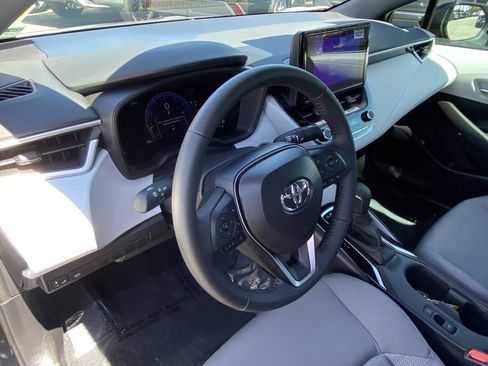 Certified 2026 Toyota Corolla SE FWD image 21