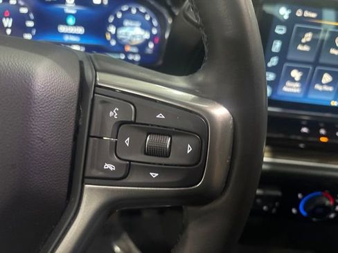 Used 2023 Chevrolet Silverado 1500 LT AWD/4WD image 20
