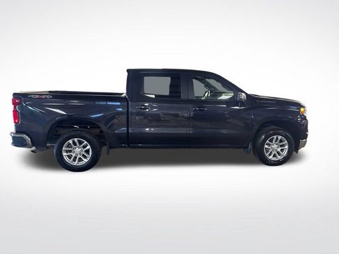 Used 2023 Chevrolet Silverado 1500 LT AWD/4WD image 7