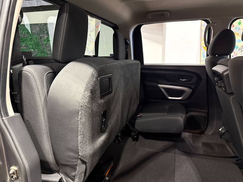 Used 2019 Nissan Titan SV AWD/4WD image 85