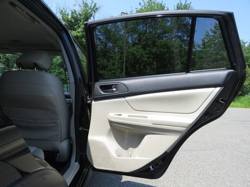 Used 2014 Subaru Crosstrek 2.0i Limited AWD/4WD image 15