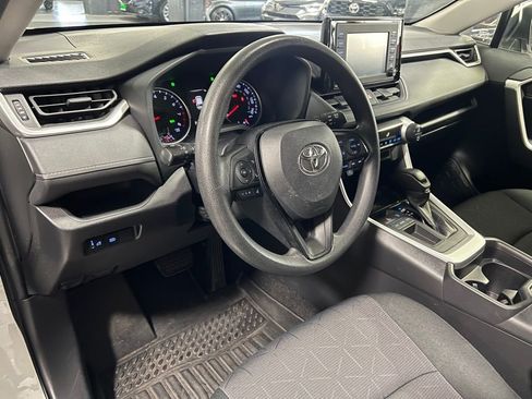 Certified 2019 Toyota RAV4 XLE w/ Carpet Mat Package image 13