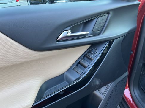 New 2026 Chevrolet Equinox ACTIV w/ Convenience Package III image 17