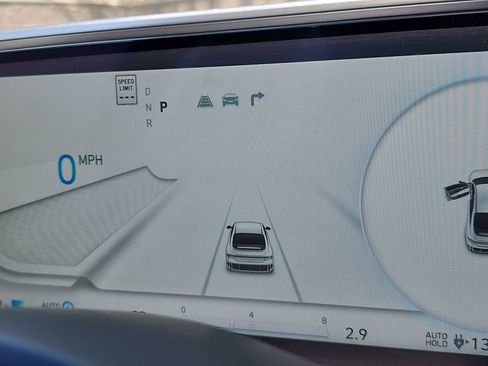 Used 2024 Hyundai Ioniq 6 SE RWD image 22