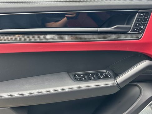 Used 2024 Porsche Cayenne Turbo GT image 12