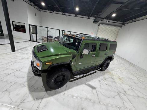 Used 2005 HUMMER H2 w/ Preferred Equipment Group AWD/4WD image 5