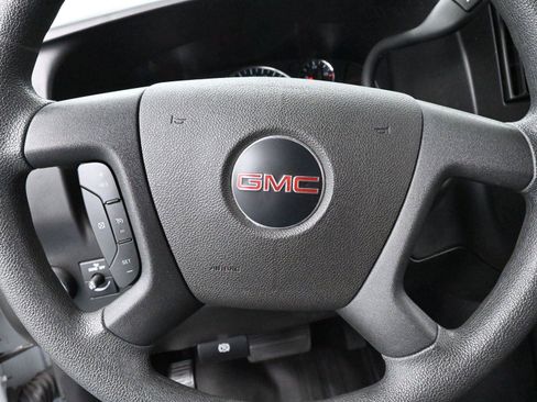 Used 2023 GMC Savana 2500 w/ Driver Convenience Package image 14