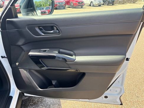 New 2026 Nissan Pathfinder SV AWD/4WD image 26