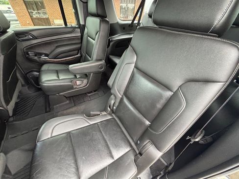 Used 2019 Chevrolet Suburban LT AWD/4WD image 20