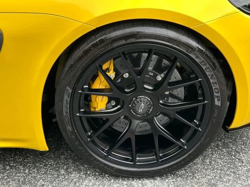 Used 2024 Porsche 718 Cayman GT4 RS w/ Weissach Package image 16