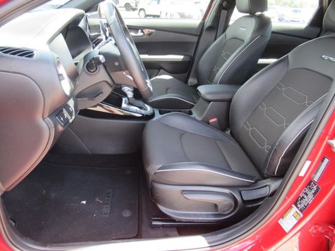 Used 2024 Kia Forte GT-Line FWD image 16