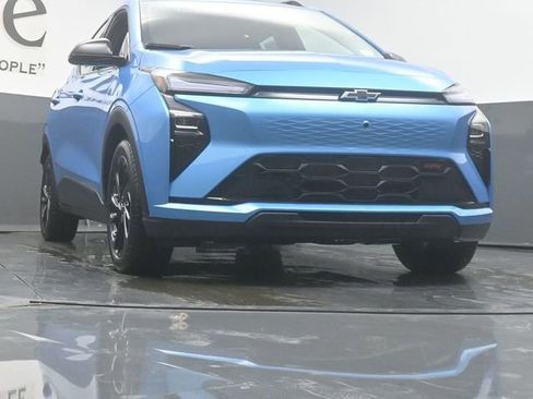 New 2027 Chevrolet Bolt RS w/ Technology Package FWD image 3