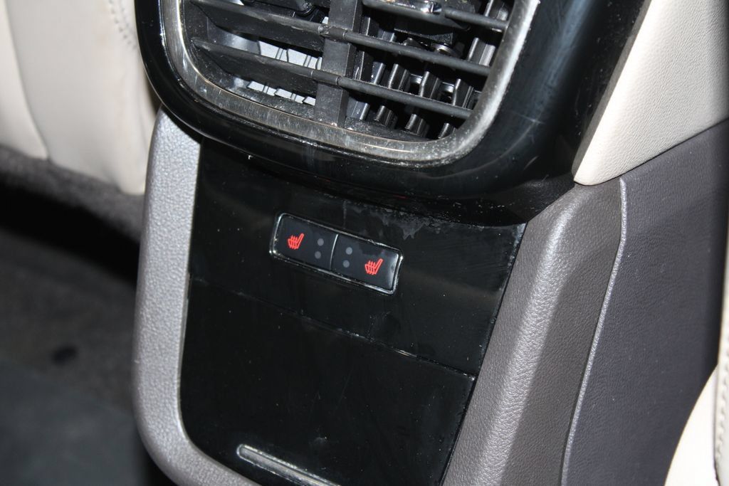 Used 2023 Lincoln Nautilus Reserve AWD/4WD image 34