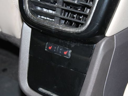 Used 2023 Lincoln Nautilus Reserve AWD/4WD image 34