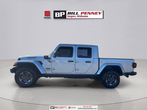 Used 2023 Jeep Gladiator Sport AWD/4WD image 2