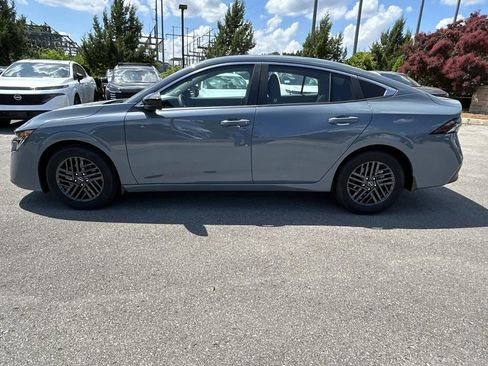New 2026 Nissan Sentra SV w/ Floor Mat Package FWD image 4