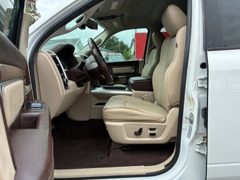 Used 2017 RAM 2500 Laramie w/ Protection Group AWD/4WD image 9