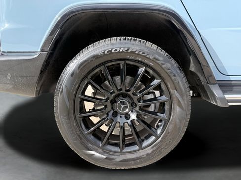 Used 2023 Mercedes-Benz G 550 image 13