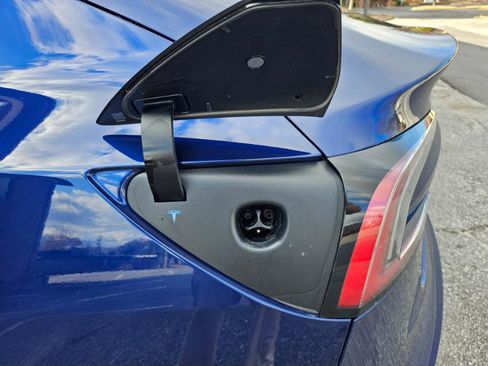 Used 2025 Tesla Model 3 Long Range image 26