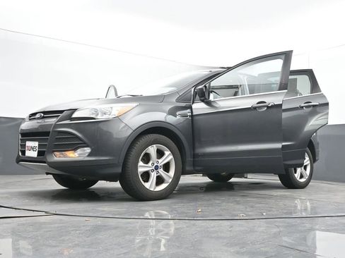 Used 2016 Ford Escape SE image 49