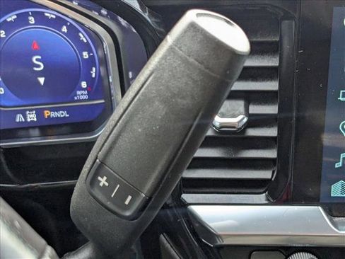 Used 2022 Chevrolet Silverado 1500 RST image 11