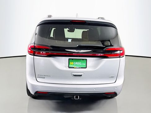 Used 2022 Chrysler Pacifica Pinnacle AWD/4WD image 8