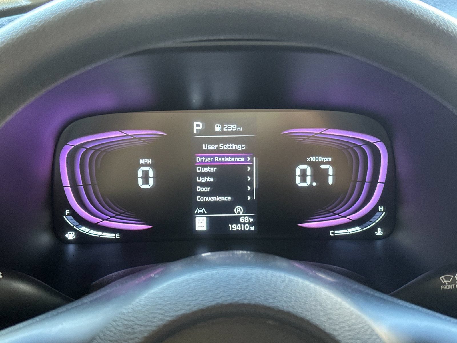 Used 2025 Kia Soul LX w/ LX Technology Package FWD image 23