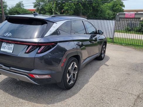 Used 2022 Hyundai Tucson Limited w/ Cargo Package FWD image 5
