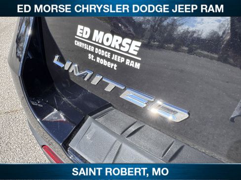 Used 2022 Ford Explorer Limited w/ Equipment Group 301A image 11