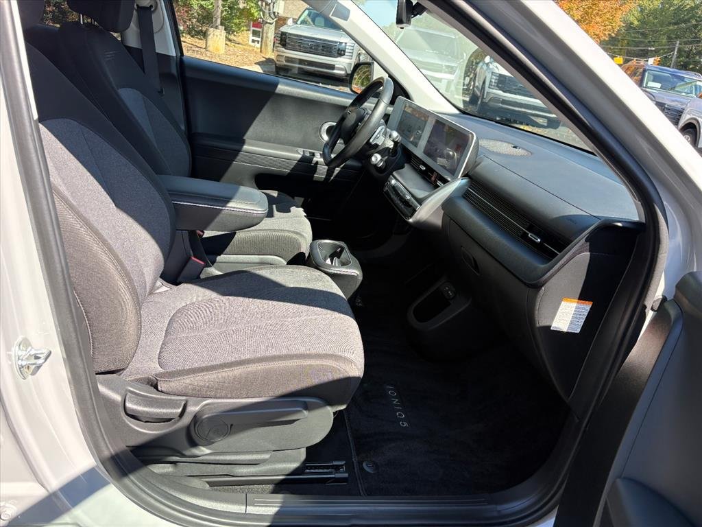 Certified 2024 Hyundai Ioniq 5 SEL AWD/4WD image 16