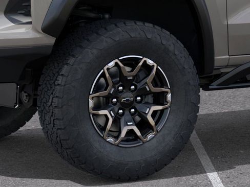 New 2026 Chevrolet Colorado ZR2 image 9