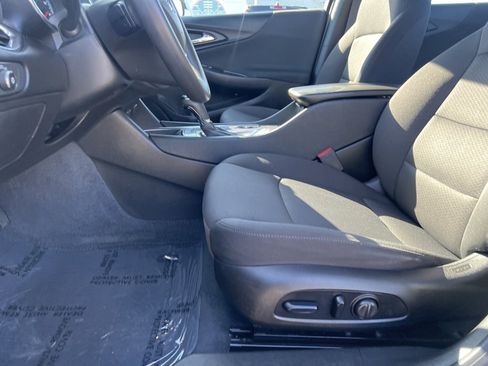 Used 2019 Chevrolet Malibu LT w/ LPO, Convenience Package 2 image 22