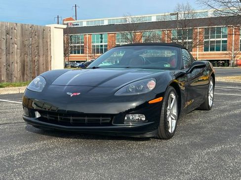 Used 2008 Chevrolet Corvette Convertible w/ Preferred Equipment Group image 1