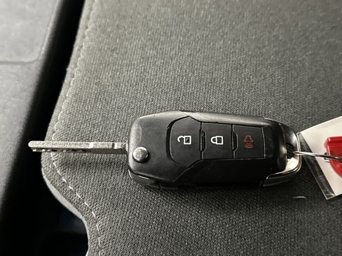 Used 2024 Ford F150 XLT w/ FX4 Off-Road Package image 42