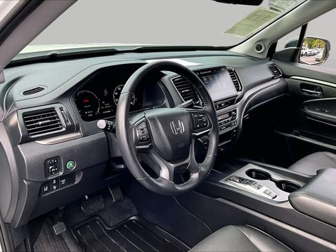 Used 2024 Honda Ridgeline RTL image 17