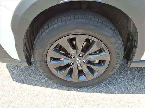 Used 2025 Subaru Outback Onyx Edition AWD/4WD image 11