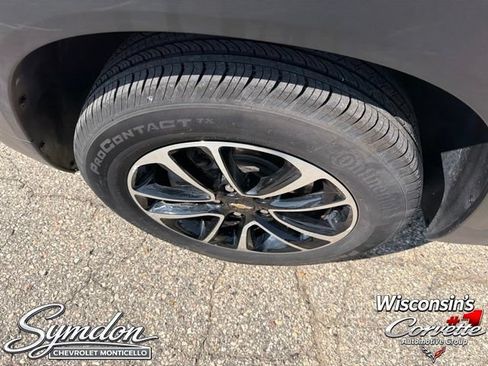 Used 2025 Chevrolet TrailBlazer LT w/ Convenience Package AWD/4WD image 24