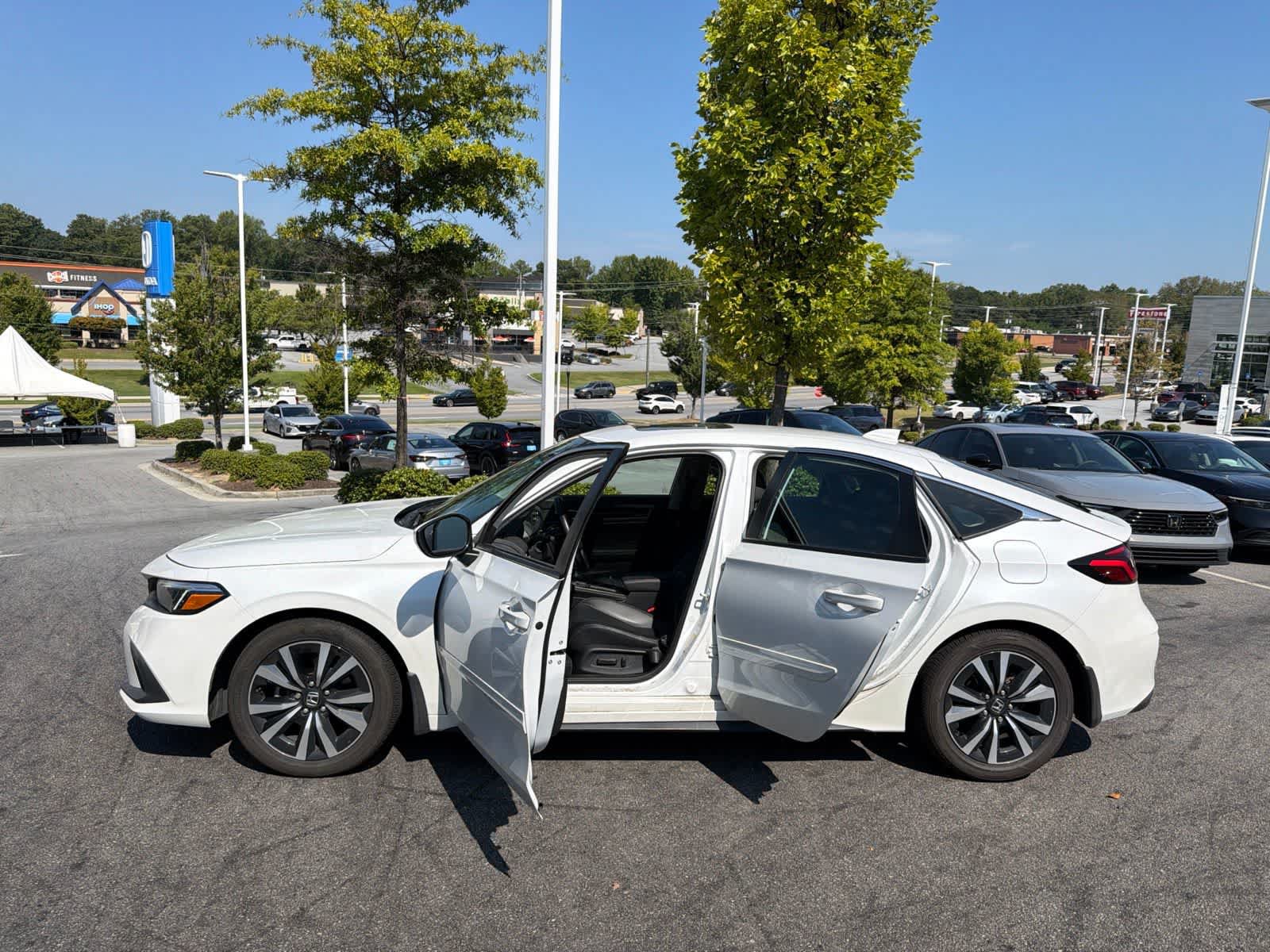 Used 2022 Honda Civic EX-L image 19