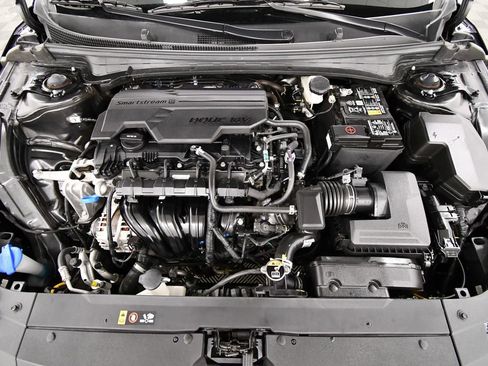 Certified 2025 Kia K4 EX FWD image 12