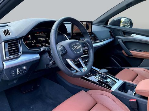 Used 2024 Audi Q5 2.0T Prestige AWD/4WD image 18
