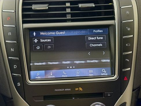 Used 2020 Lincoln Nautilus Reserve w/ Equipment Group 201A image 14