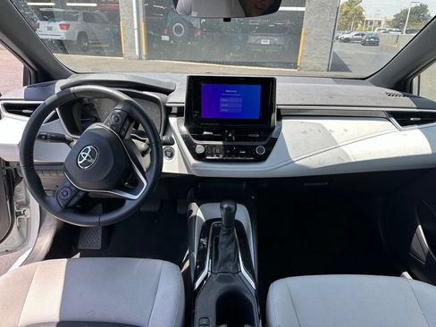Used 2024 Toyota Corolla SE FWD image 9