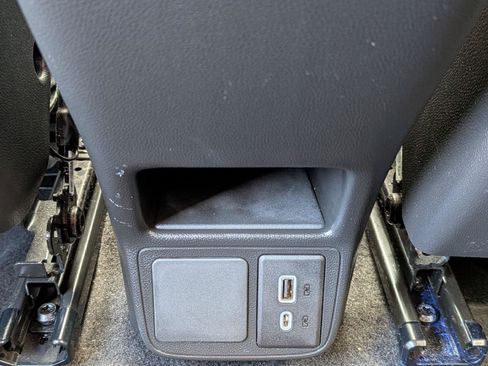 Used 2020 Buick Encore GX Preferred w/ Cold Weather Comfort Package AWD/4WD image 21